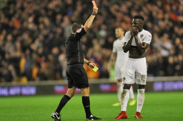 LUFC red card